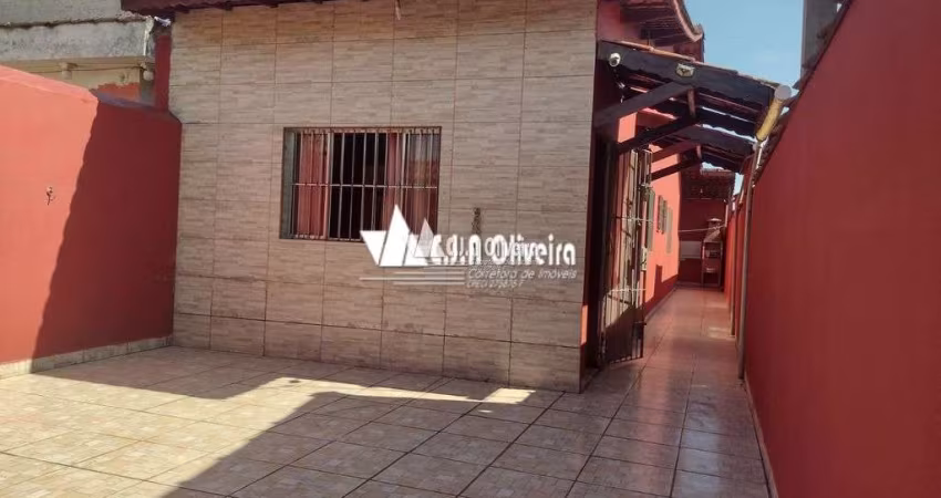 Casa em excelente localização na cidade de Mongaguá 