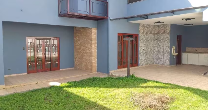 Casa à venda e locação,  350 m² de área construída, 4 dormitórios, 2 suítes, no Condomínio Esplanada do Sol! Agende uma visita!l!