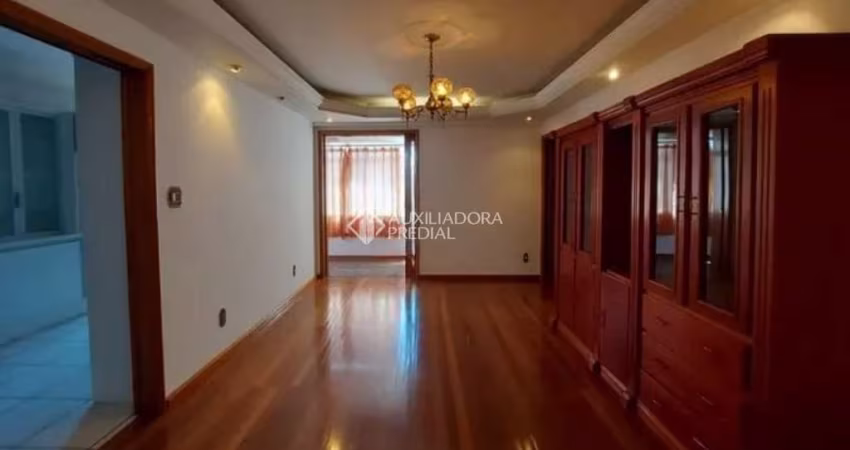 Apartamento com 3 quartos para alugar na Rua Mucio Teixeira, 693, Menino Deus, Porto Alegre