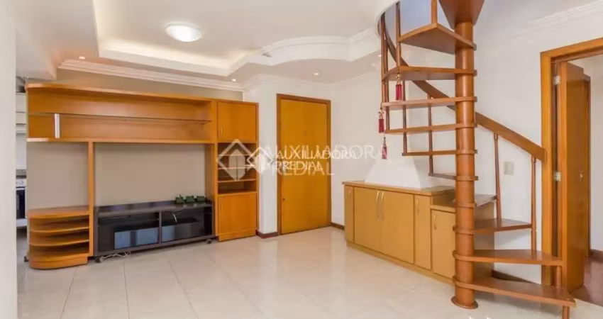 Cobertura com 3 quartos para alugar na Travessa Jundiaí, 2300, Higienópolis, Porto Alegre