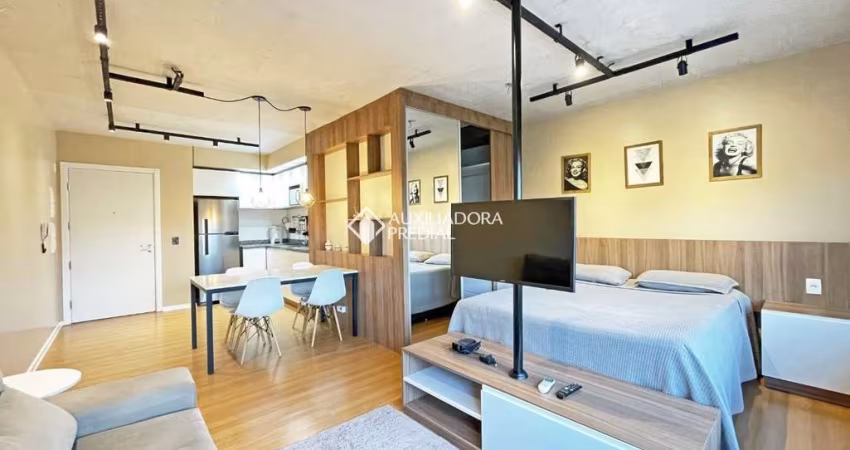 Apartamento com 1 quarto para alugar na Avenida Ipiranga, 8355, Partenon, Porto Alegre