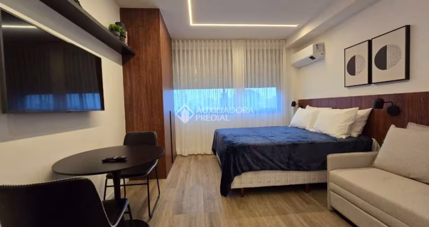 Loft com 1 quarto para alugar na Rua Casemiro de Abreu, 576, Bela Vista, Porto Alegre