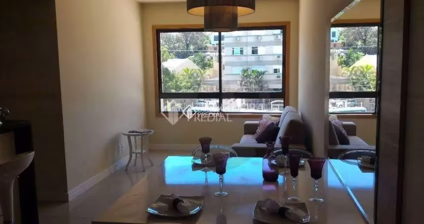 Apartamento com 3 quartos para alugar na Avenida Saturnino de Brito, 120, Vila Jardim, Porto Alegre