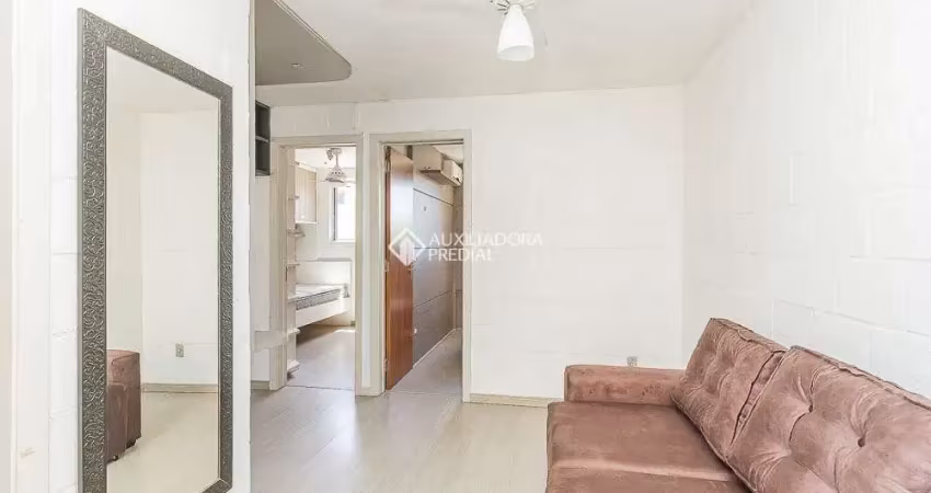 Apartamento com 2 quartos para alugar na Rua Paulo Renato Ketzer de Souza, 300, Rubem Berta, Porto Alegre