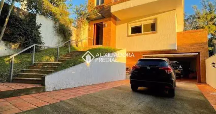 Casa em condomínio fechado com 4 quartos para alugar na Rua Rádio E Travessa Gaúcha, 59, Santa Tereza, Porto Alegre