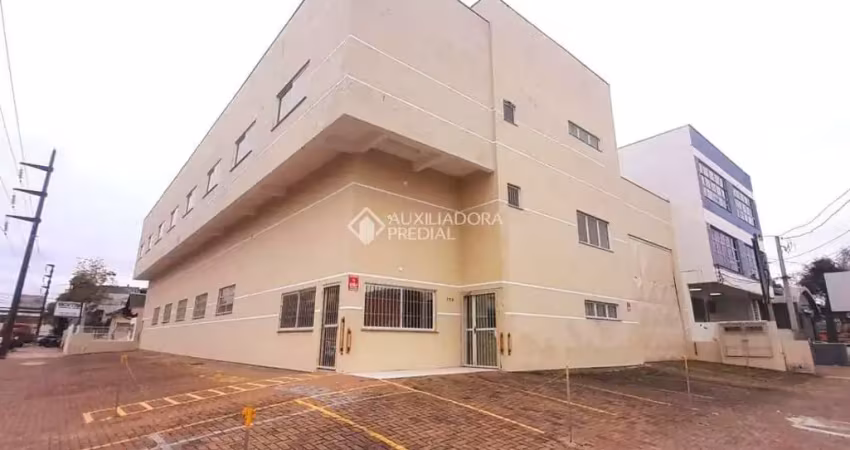 Barracão / Galpão / Depósito para alugar na Avenida Bahia, 82, Navegantes, Porto Alegre