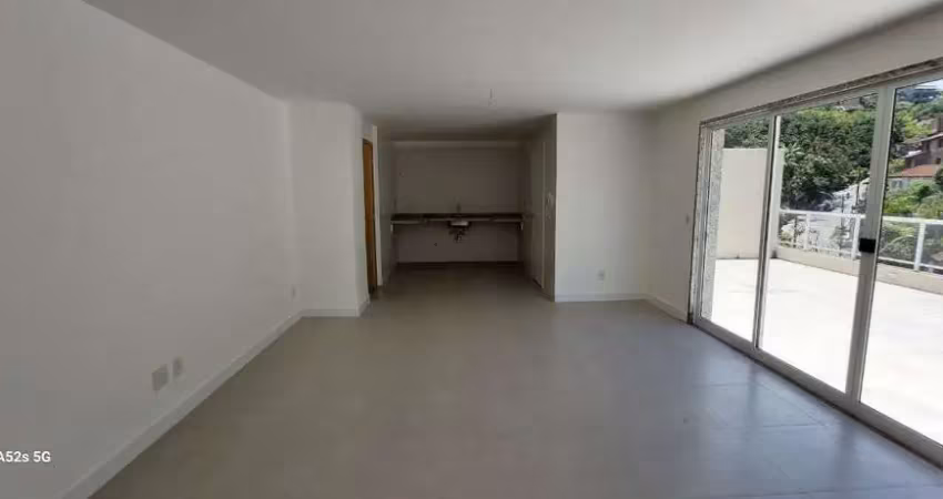 Cobertura para venda, agriões, 3 dormitórios, 1 suíte, 3 banheiros, 2 vagas