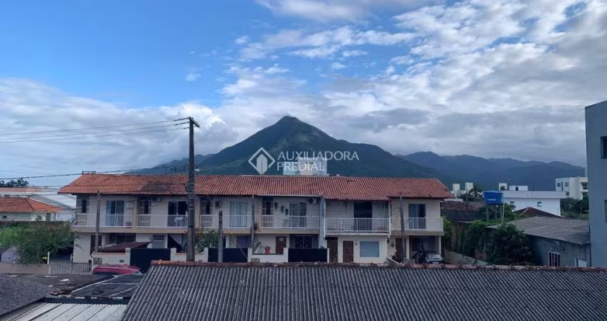 Casa comercial à venda na Rua Vereadora Olívia Emília Guedert Brum, 227, Barra do Aririú, Palhoça