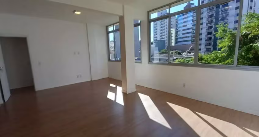 Apartamento com 3 quartos à venda na Avenida Prefeito Osmar Cunha, 525, Centro, Florianópolis