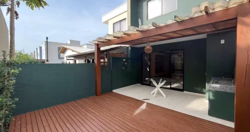 Casa com 3 quartos à venda na Rua Canela Amarela, 209, Ribeirão da Ilha, Florianópolis
