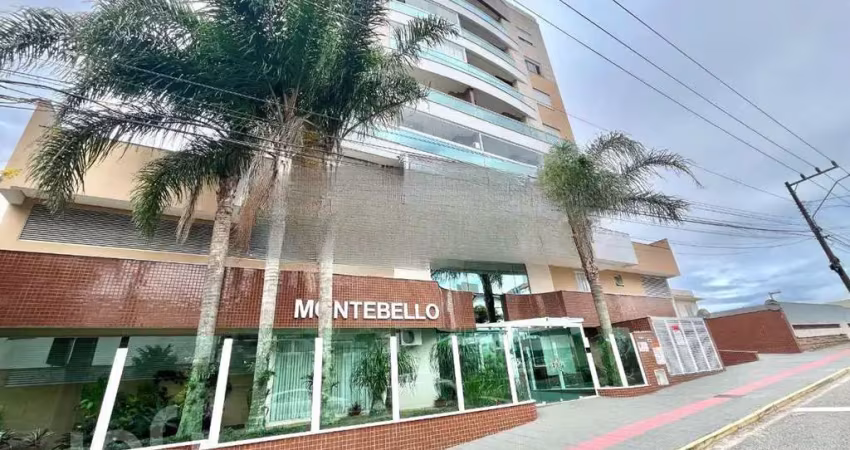 Apartamento com 3 quartos à venda na Rua João Evangelista da Costa, 1145, Canto, Florianópolis