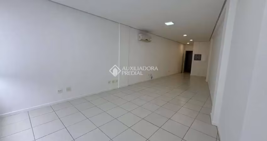 Sala comercial à venda na Rua Vera Linhares de Andrade, 2201, Córrego Grande, Florianópolis