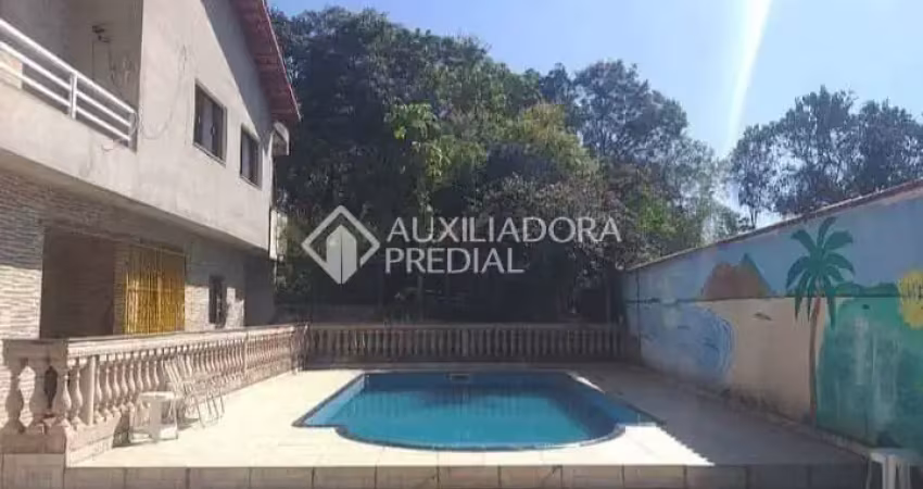 Casa com 3 quartos à venda na Rua Leão Marinho, 544, Cidade Recreio da Borda do Campo, Santo André