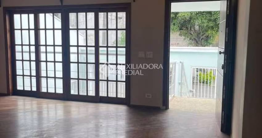 Casa com 4 quartos à venda na Vicenzo Capassi, 44, Taboão, São Bernardo do Campo