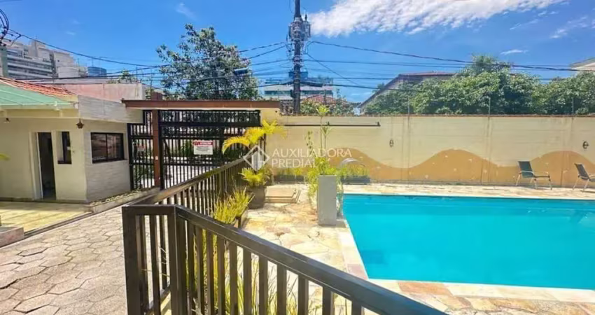 Casa em condomínio fechado com 3 quartos à venda na Travessa João Ramalho, 3183, Maitinga, Bertioga