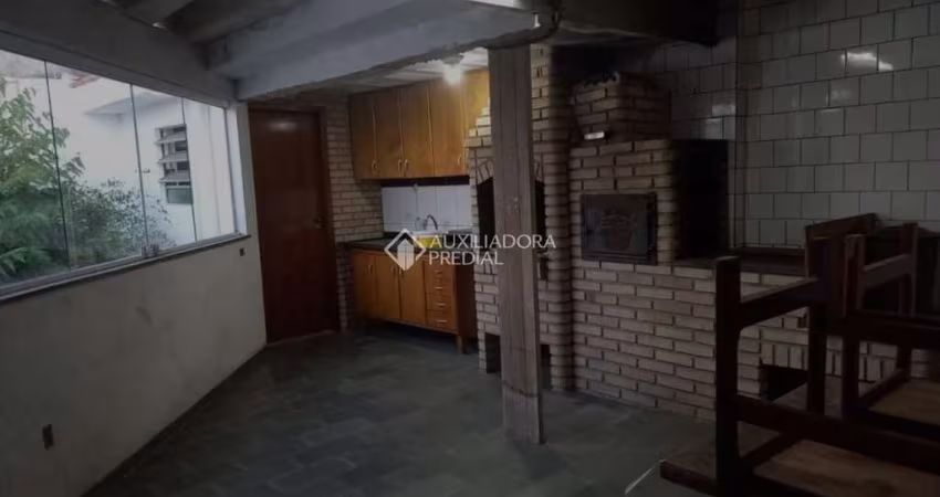 Casa com 3 quartos à venda na Dona Benedita Paula de Jesus, 185, Jardim Zaira, Mauá