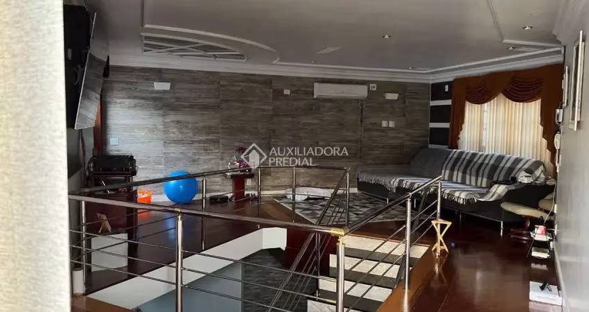 Casa com 4 quartos à venda na Rua dos Caneleiros, 87, Independência, São Bernardo do Campo