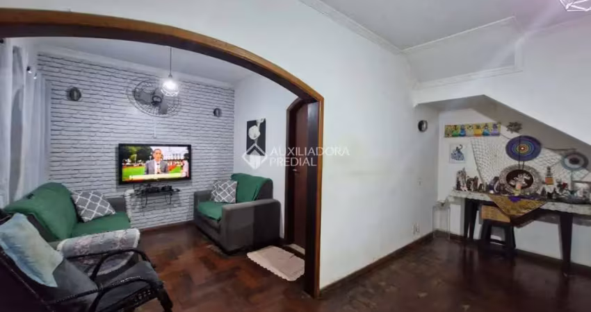 Casa com 3 quartos à venda na Avenida Edilu, 11, Independência, São Bernardo do Campo