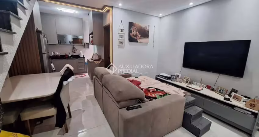 Casa em condomínio fechado com 2 quartos à venda na Rua Anhaia, 195, Vila Curuçá, Santo André