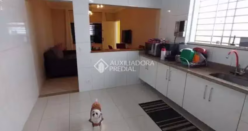 Casa com 3 quartos à venda na Rua Francisco Inácio, 308, Vila Vitória, Santo André