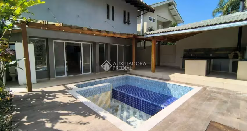 Casa em condomínio fechado com 3 quartos à venda na Alameda dos Girassóis, 1204, Alphaville, Santana de Parnaíba