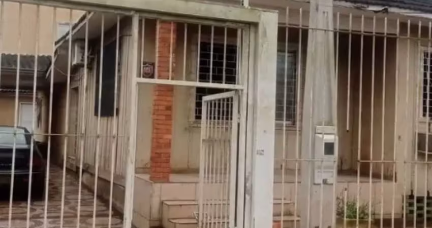 Casa com 5 quartos à venda na Pedro Lourenço Avila Marengo, 48, Vila Eunice Velha, Cachoeirinha