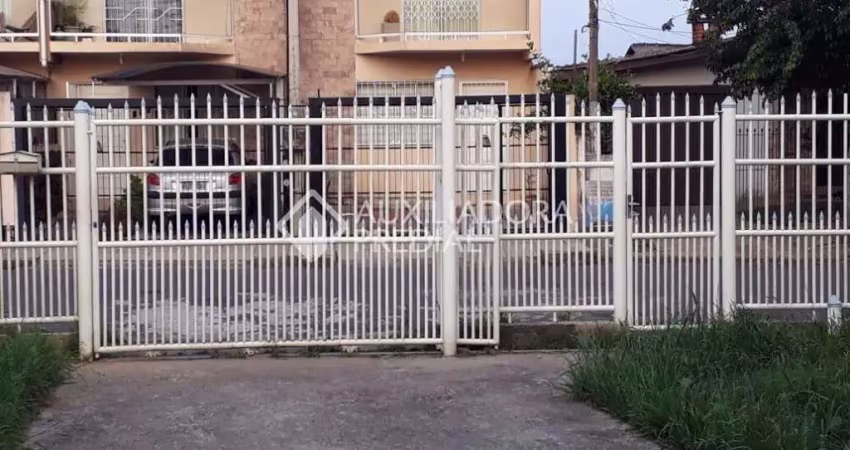 Casa em condomínio fechado com 4 quartos à venda na Rua Doutor Décio Martins Costa, 915, Vila Eunice Nova, Cachoeirinha