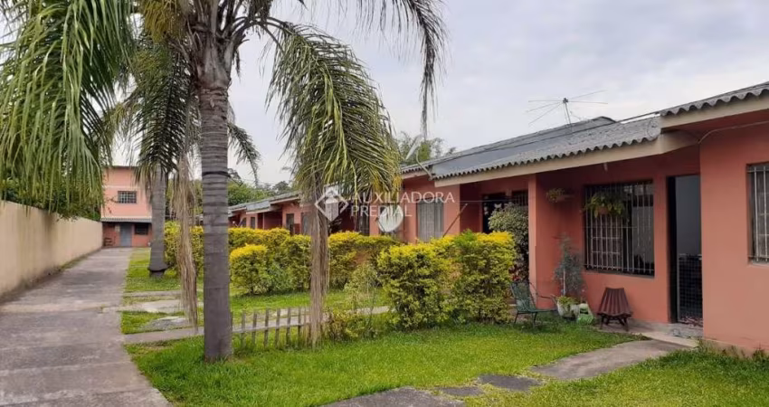 Casa com 2 quartos à venda na Rua Itália, 412, Niterói, Canoas