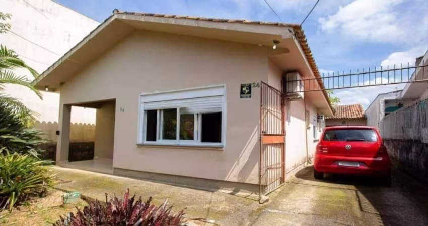 Casa com 3 quartos à venda na Rua Adib Teixeira Chedid, 24, Centro, Gravataí