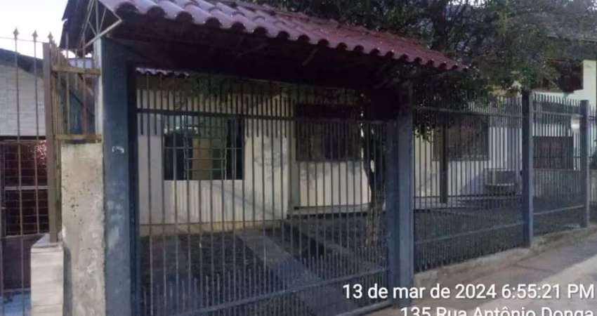 Casa com 3 quartos à venda na Antônio Donga, 144, Centro, Gravataí