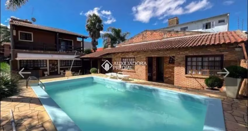 Casa comercial para alugar na Rua Bernardino de Oliveira Fonseca, 215, Centro, Gravataí