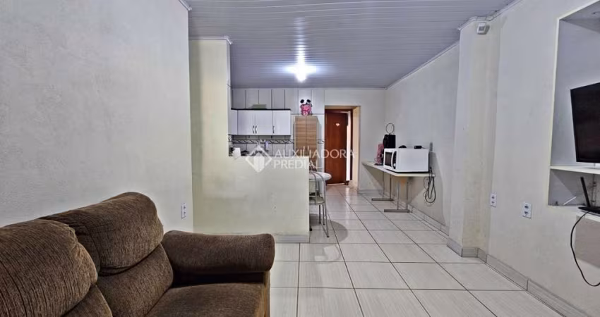 Casa com 3 quartos à venda na Rua Guajuvira, 705, Jardim do Bosque, Cachoeirinha