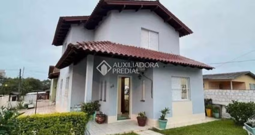 Casa com 2 quartos à venda na Rua Areias Brancas, 9, Jansen, Gravataí