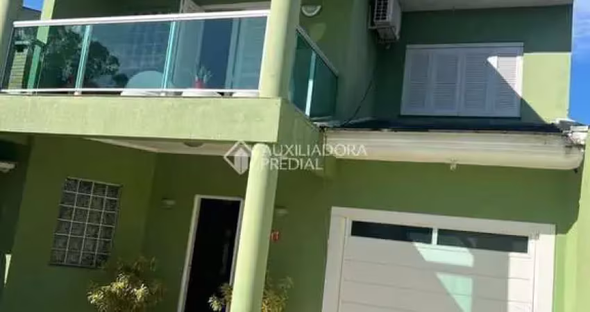 Casa com 3 quartos à venda na José de Medeiros, 177, Vila Cachoeirinha, Cachoeirinha
