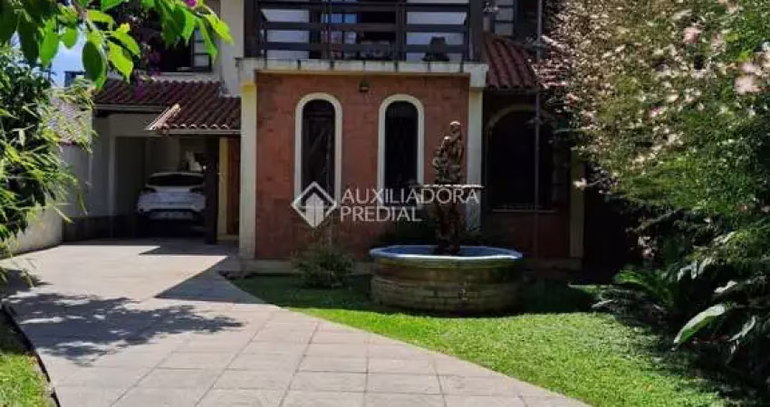 Casa com 3 quartos à venda na Rua Walmor M. de Souza, 307, Central, Gravataí