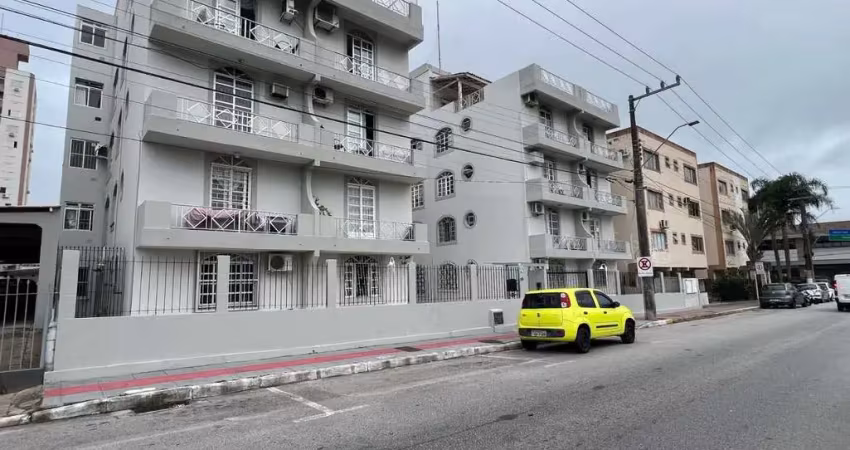 Kitnet / Stúdio à venda na Rua Zenir Kretzer Borges, 55, Kobrasol, São José