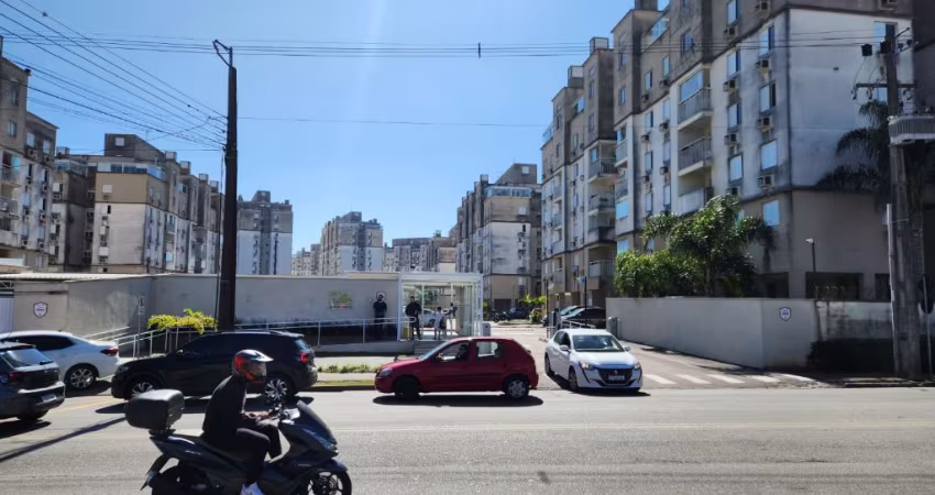 Apartamento 2 dorm com suíte condomínio clube