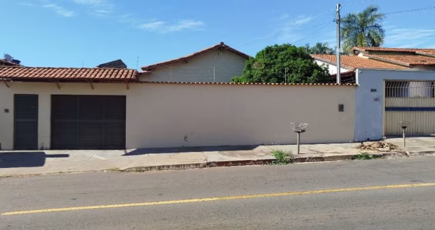 Casa 4 Quartos Village Garavelo Aparecida de Goiânia