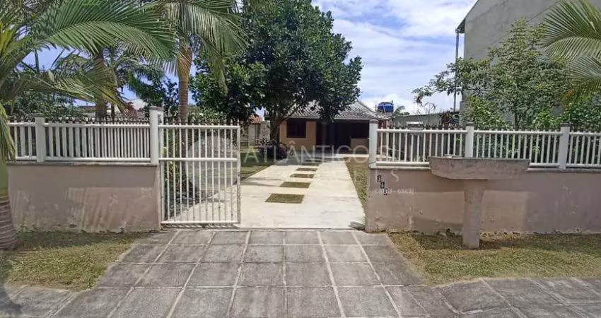 Casa  à venda em alvenaria, com uma ótima localização, gaivotas, matinhos - pr