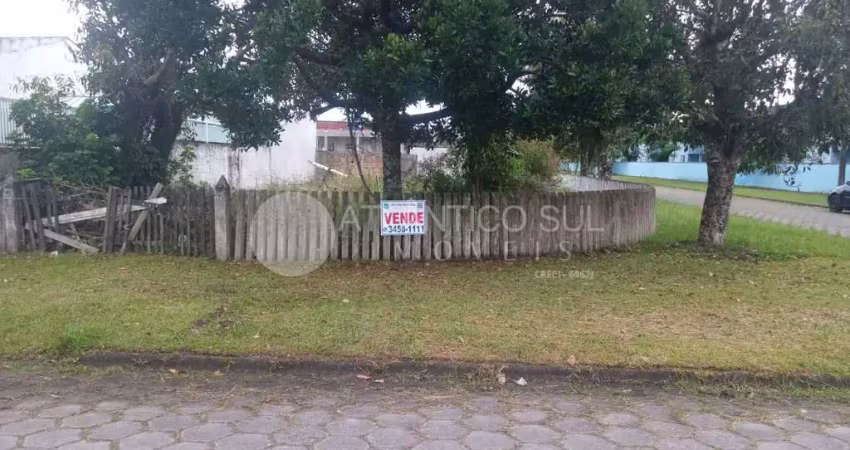 Terreno de esquina próximo do mar a venda em shangri-lá - pontal do paraná