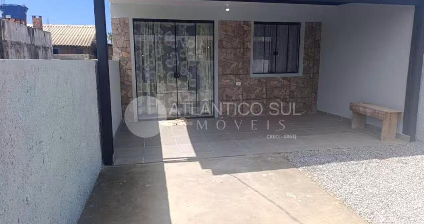 Casa à venda, com 02 quartos Praia de Leste, PONTAL DO PARANA - PR