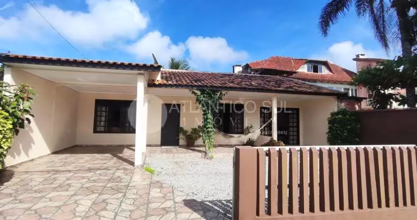 Casa no Vila Nova   Atami  a 400m do mar, em Pontal do Paraná