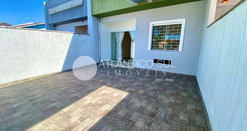 Casa à venda, 03 quartos em Praia de Leste, PONTAL DO PARANA - PR