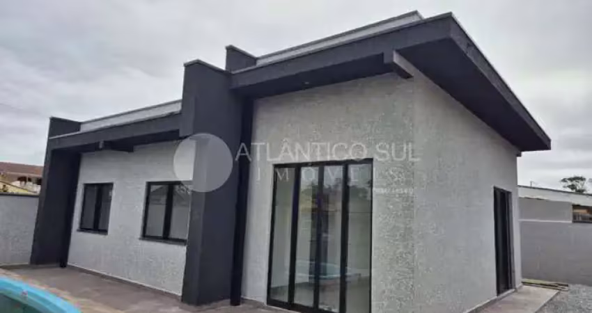 Casa à venda com piscina, balneário  costa azul, matinhos - pr