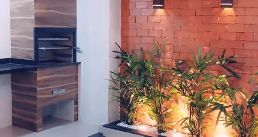 Linda casa no cond. mônaco, toda reformada , pronta para morar