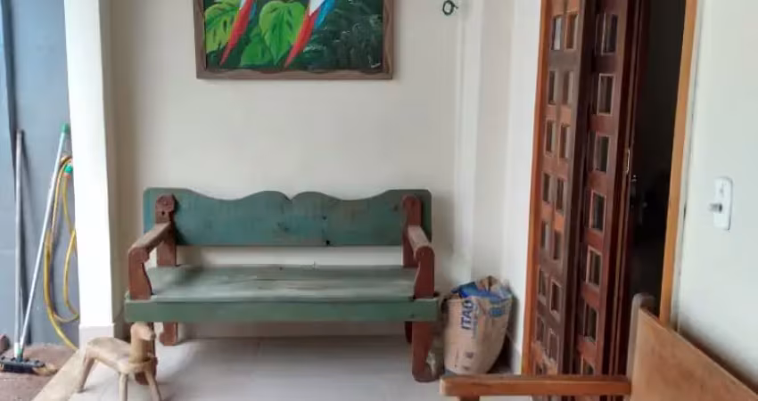 Linda casa no cond. montenegro, pronta para morar em uma região privilegiada.