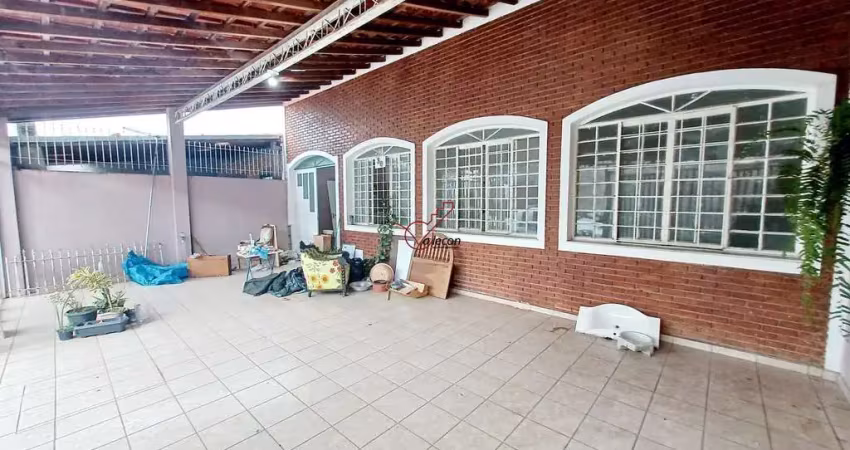 Casa à venda - 3 dormitórios sendo 1 suíte - vila tatetuba - são josé dos campos