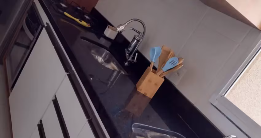 Apto 2 qtos em maria paula, condomínio com lazer e segurança