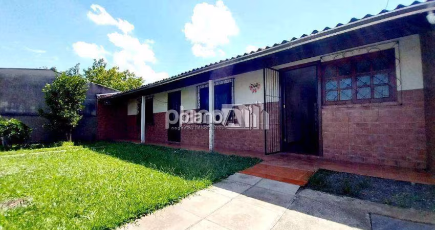 Casa com 3 dormitórios no bairro Bom Sucesso
