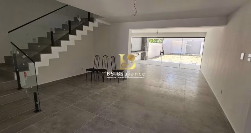Casa com 4 quartos à venda na Vera Lúcia Peixoto, 93, Itaipu, Niterói